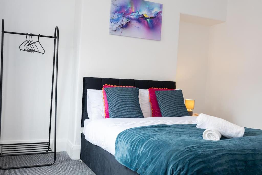 Bright & Modern 3 Bedroom Old Trafford Home Manchester Extérieur photo