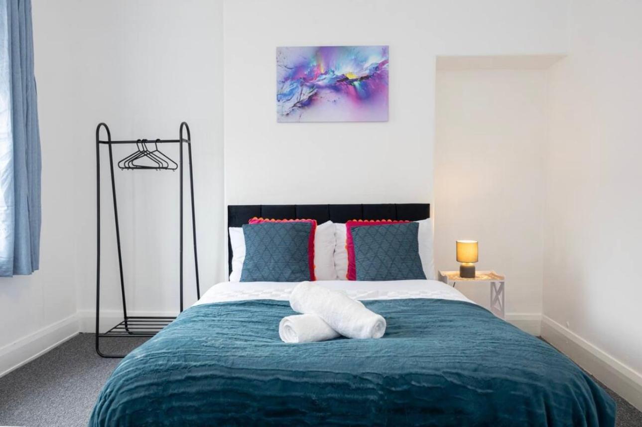 Bright & Modern 3 Bedroom Old Trafford Home Manchester Extérieur photo